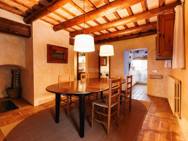 Casa en venta en Bisbal d´Empordà La. Una masía con vistas Empordà. Casas Bisbal d´Empordà.