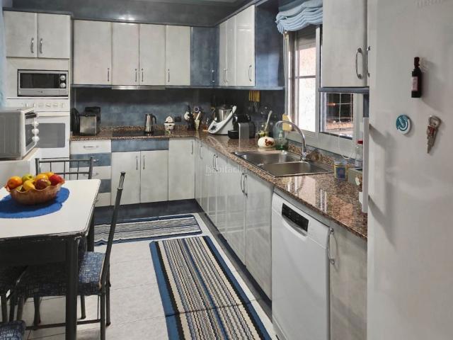 Casa en venta en Bisbal de Montsant La. CASA DE 5 PLANTES EN BON ESTAT IDEAL EXPLOTACIÓ VACACIONAL. Casas Bisbal de Montsant.