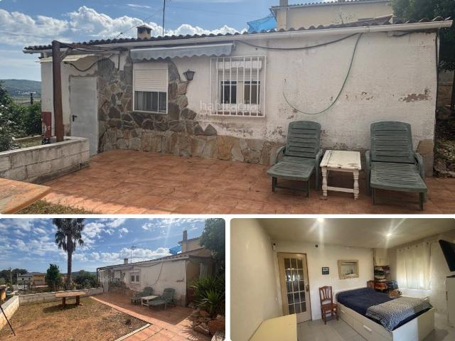 Casa en venta en Bisbal del Penedès La. CASA A REFORMAR CON GRAN TERRENO. Casas Bisbal del Penedès.
