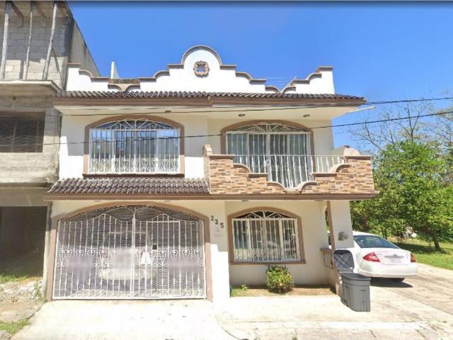 Casa en venta en Blancas Mariposas, Centro, Tabasco