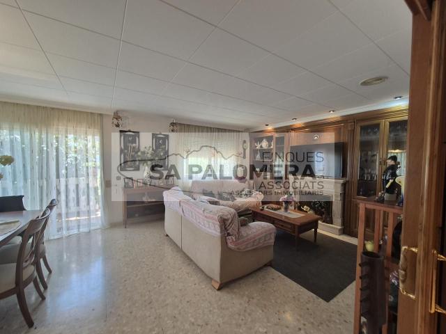 Casa en venta en Blanes, La plantera Costa Brava. VENDEMOS CASA CON PISCINA MAS MARULL. Casas.