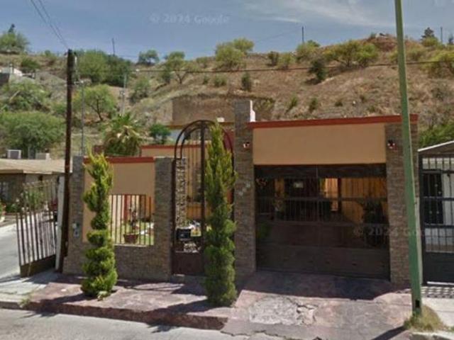 Casa en venta en Blvd. del Ensueño, Colonia Regis, Municipio de Nogales, Sonora