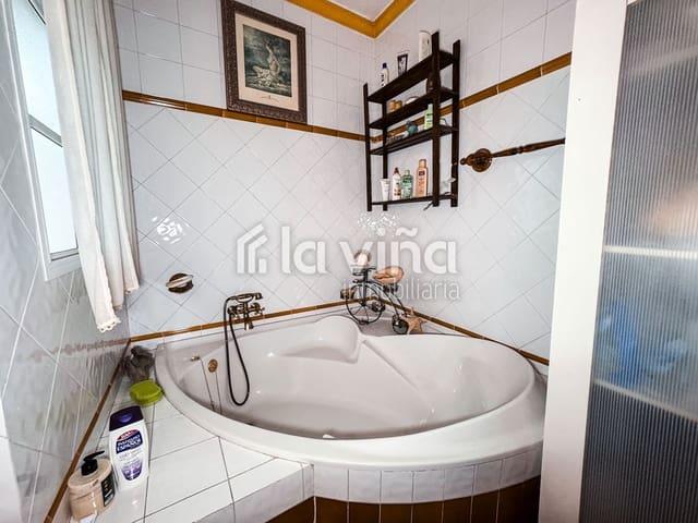 Casa en venta en Bobadilla, Málaga