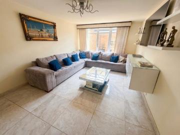 Casa En Venta En Bogota En Villa Luz V379591