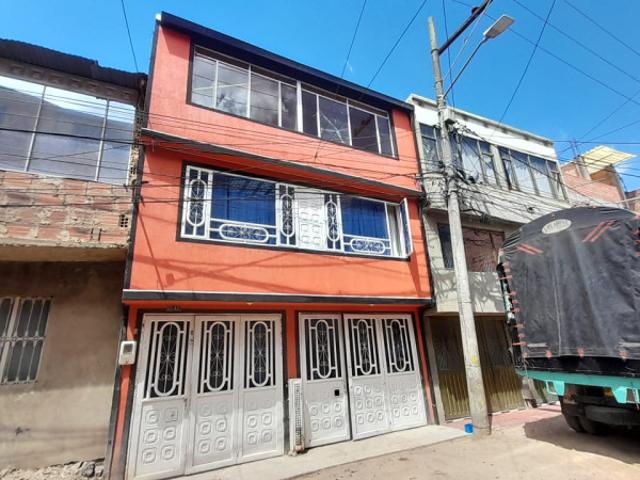 Casa En Venta En Bogota En Bellavista V266042