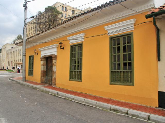 Casa En Venta En Bogota En Candelaria V254291