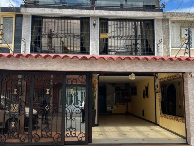 Casa En Venta En Bogota En Calvo Sur V291172