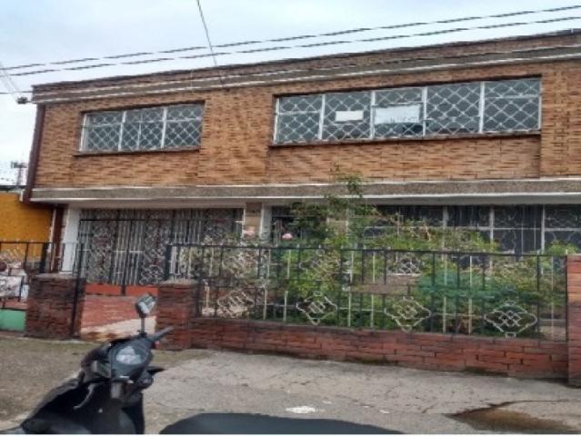 Casa En Venta En Bogota En Fontibon Centro V265942