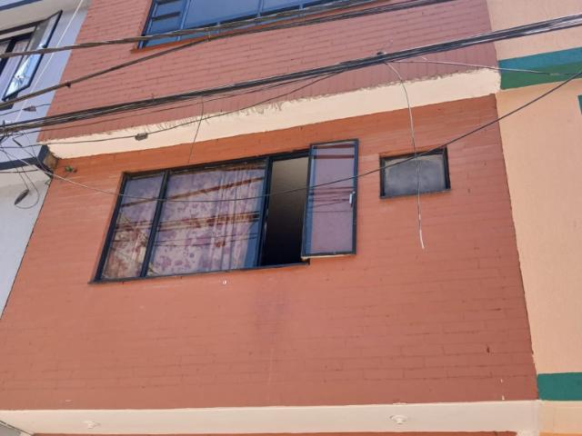 Casa En Venta En Bogota En Santa Rita V355436