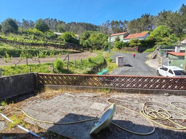 Casa en venta en Boiro. CASA EN VENTA PARA REFORMAR EN LAMPON. Casas.