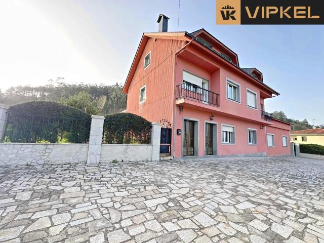 Casa en venta en Boiro La Coruña