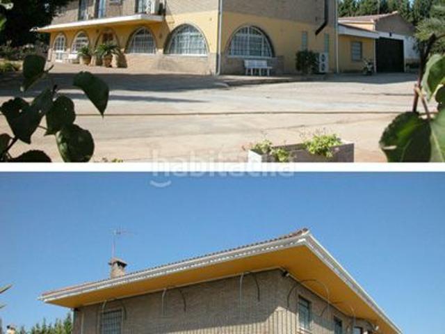 Casa en venta en Bollullos de la Mitación. FINCA CON CHALET INDEPENDIENTE CERCA DE MAIRENA DEL ALJARAFE. Casas Bollullos de la.