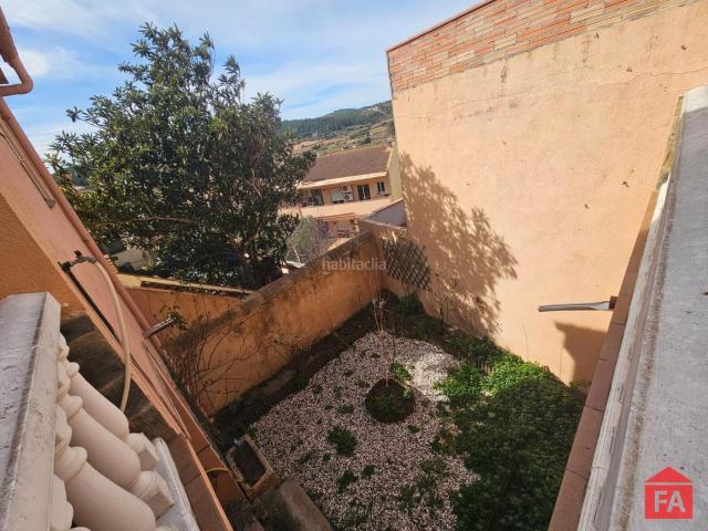Casa en venta en Bonastre. 52494 Bonastre, amplia casa de pueblo. Casas.