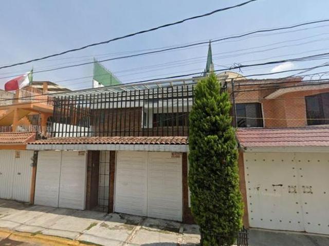 VENTA DE CASA EN COL BOSQUES DE ARAGON CD NEZAHUALCOYOTL ESTADO DE MEXICO