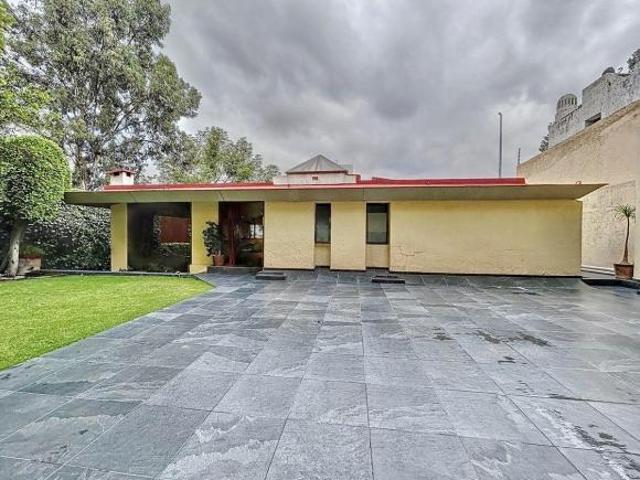 Casa en venta en Bosque de las Lomas