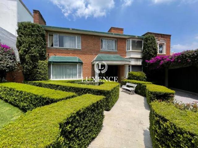 Casa en Venta en Bosque de las Lomas