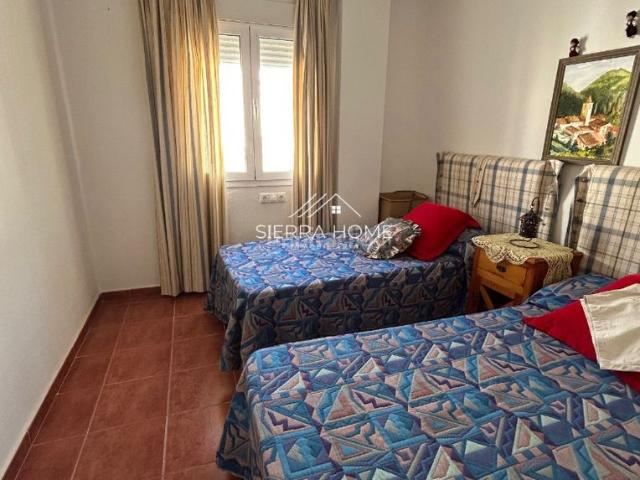 Casa en venta en Bosque El. CASA UNIFAMILIAR CON PISCINA COMUNITARIA. Casas Bosque.