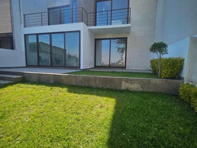 Casa en venta en Bosque Real en una privada! F