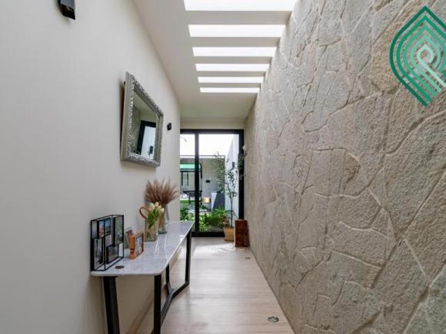 OPORTUNIDAD CASA CON JARDIN EN VENTA EN BOSQUE REAL