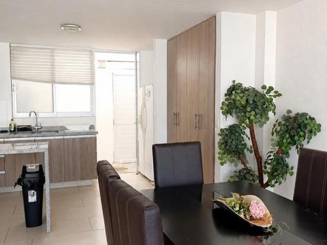 CASA EN VENTA EN BOSQUE SERENO/RESERVA COUVET/PONIENTE AGUASCALIENTES/3 RECÁMARA