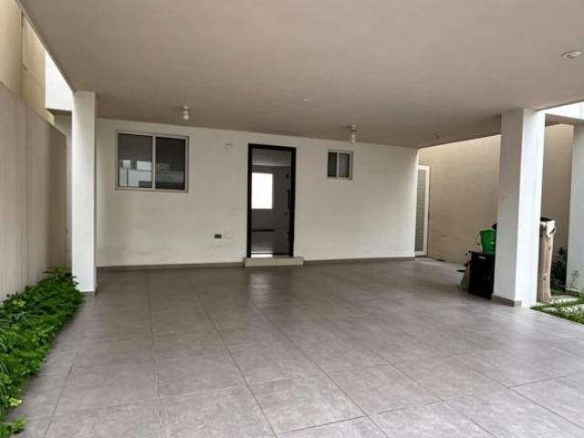 CASA EN VENTA EN BOSQUEALTO, APODACA, N.L
