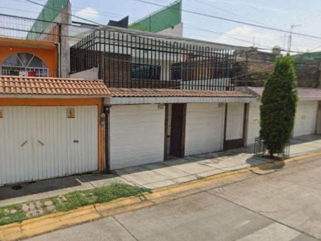 CASA EN VENTA EN RECUPERACION BANCARIA EN BOSQUES DE ARAGÓN