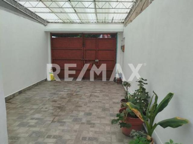 CASA EN VENTA EN BOSQUES DE ARAGON 4