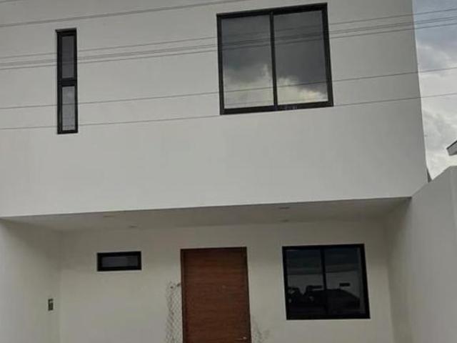 CASA EN VENTA EN BOSQUES DE LA ESPERANZA, TLAJOMULCO DE ZÚÑIGA