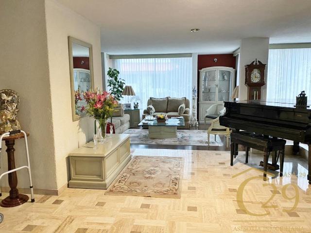 Casa en venta en Bosque de la Herradura, jardín, 4 o 5 recámaras