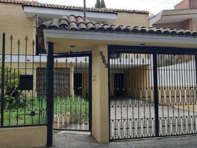 CASA EN VENTA EN BOSQUES DE LA VICTORIA GUADALAJARA JALISCO
