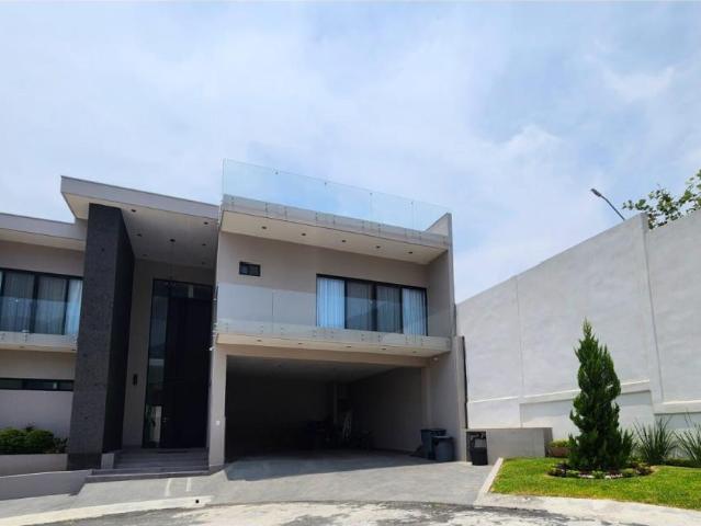 Casa en venta en Bosques de las Misiones, Santiago, Nuevo León