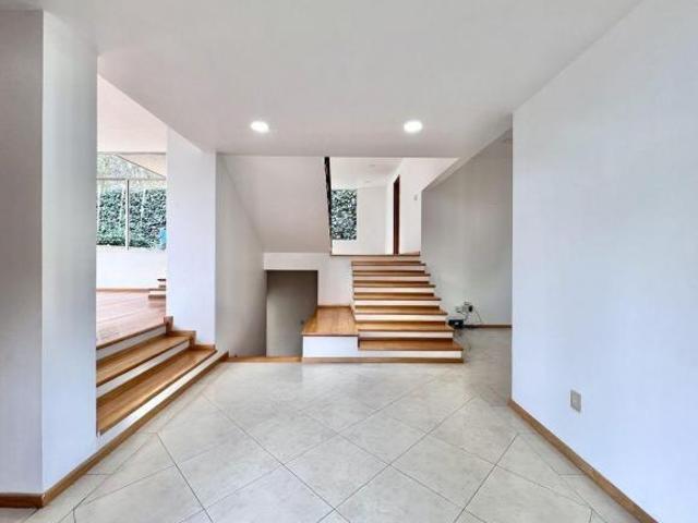 CASA EN VENTA EN BOSQUES DE LAS PALMAS