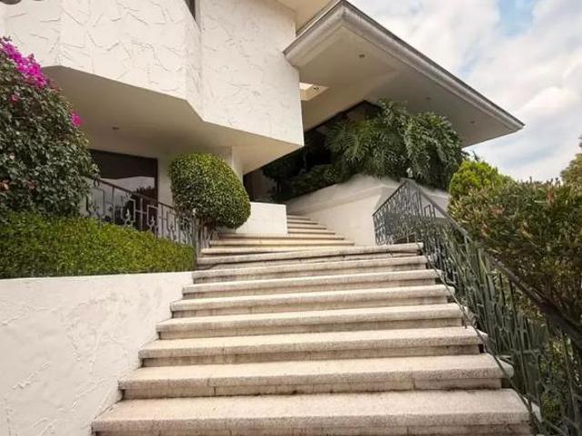 CASA EN VENTA EN BOSQUES DE LAS PALMAS