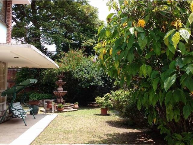 Casa en venta en Bosques de Palmira, Cuernavaca, Morelos