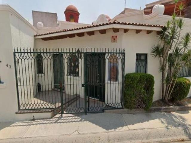 CASA EN VENTA EN BOSQUES DEL ACUEDUCTO QUERETARO