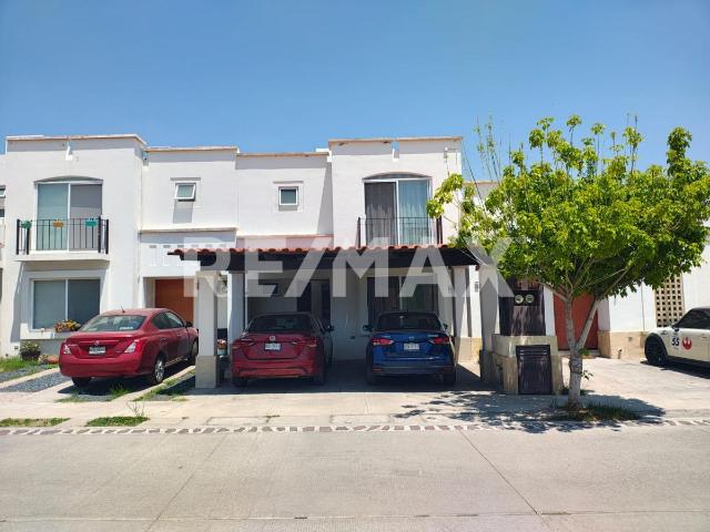 Casa en venta en Bosques del Paraiso