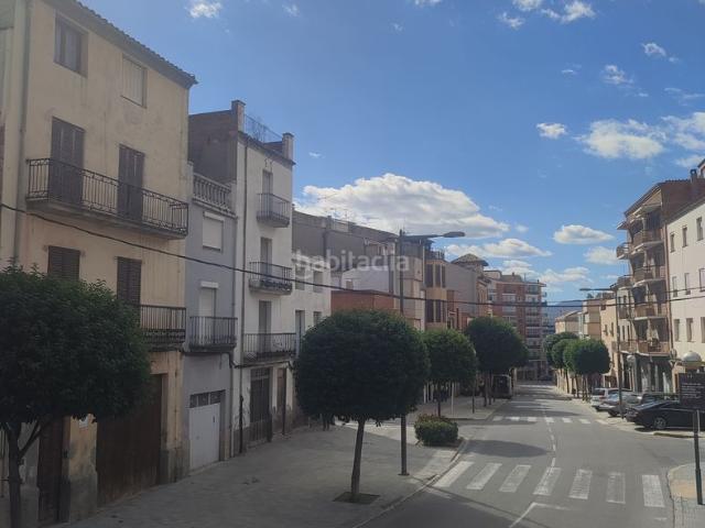 Casa en venta en Borges Blanques Les. En venda al municipi de Les Borges Blanques. Casa unifamiliar, cantonera de 392 m2 de superfície construïda. Casas Borges Blanques.