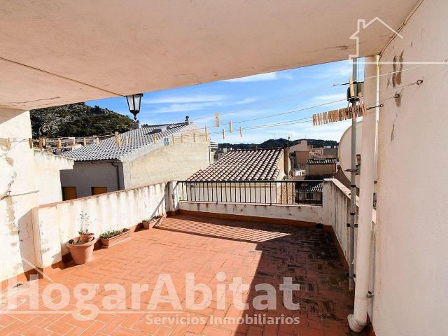 Casa en venta en Borriol. AMPLIA CASA CON TERRAZA Y BALCÓN. Casas.