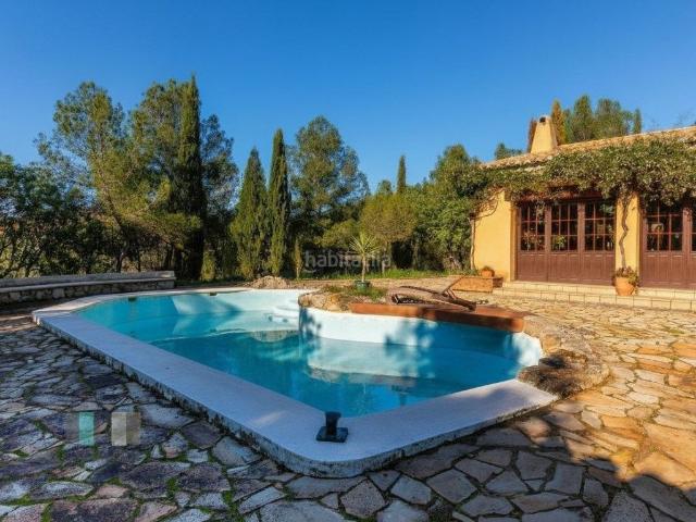 Casa en venta en Borriol. Masía en Borriol Un Refugio de Lujo entre el Mar, la Montaña y la Ciudad. Casas.