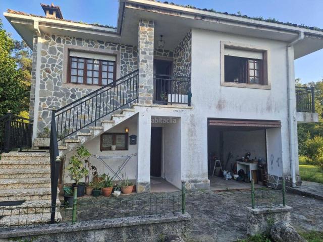 Casa en venta en Brión. Casas.