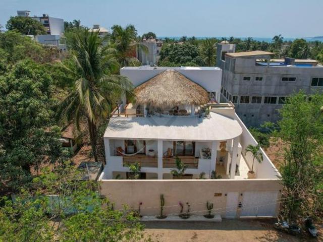 Casa en venta en Brisas de Zicatela