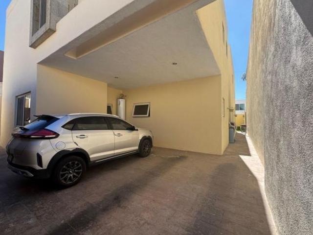 Casa en venta en Cto. Las Misiones