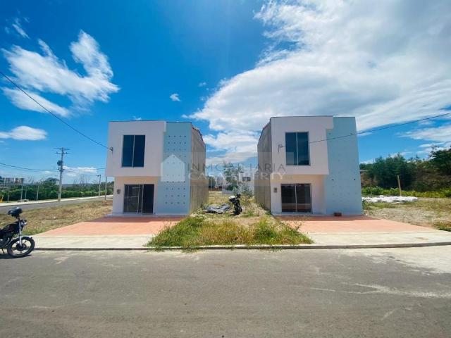 Casa En Venta En Cucuta V140513