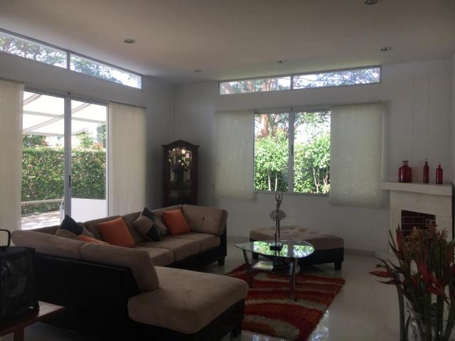 Casa En Venta En Cucuta En Via Bocono V400071