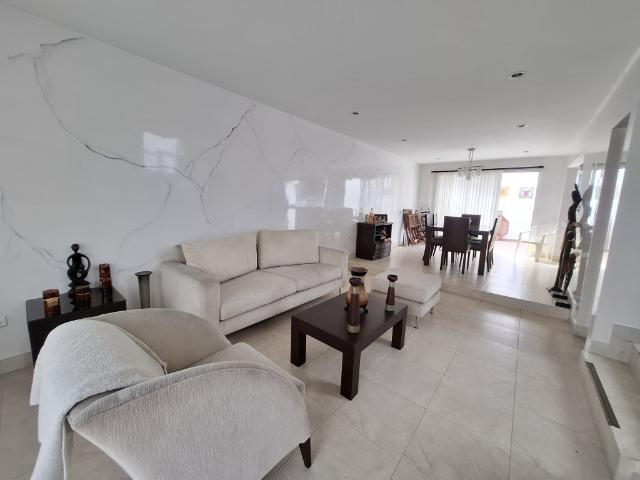 Casa En Venta En Cucuta En Av. Libertadores, Alcala V393131