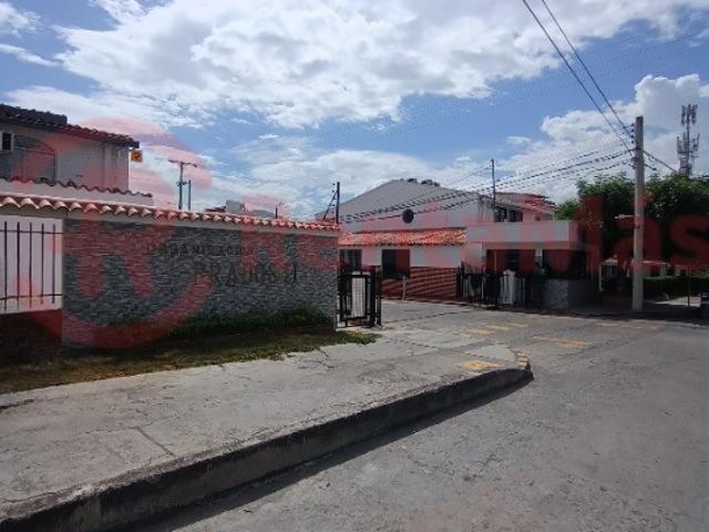 Casa En Venta En Cucuta En Avenida Libertadores Conjunto Prados Ll V278318