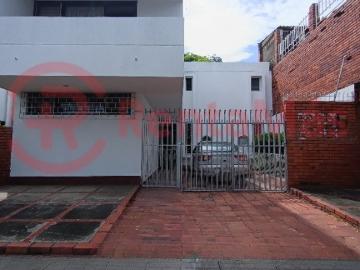 Casa En Venta En Cucuta En Lleras Restrepo V180726