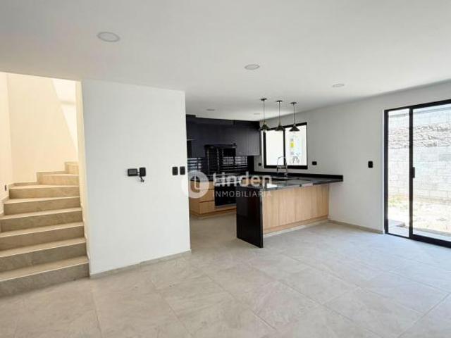 Casa En Venta en Cuatro Caminos, Cuautlancingo