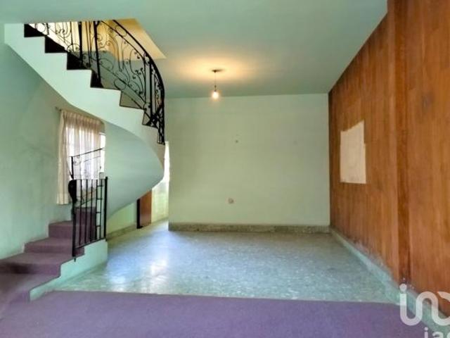 Casa en Venta en Cuautitlán Estado de México con uso de suelo habitacional/comercial