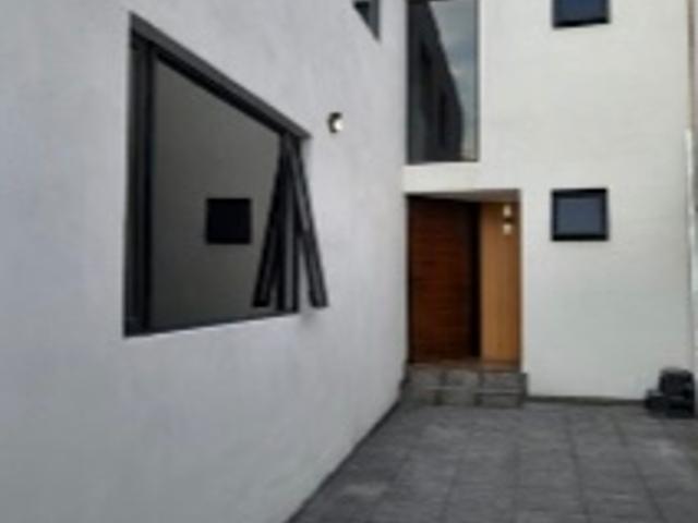 Casa en Venta en Cuautitlán Izcalli con Amplias Habitaciones y Excelentes Amenidades